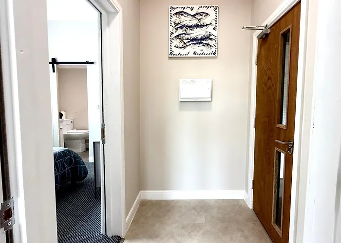 Brand New Lovely Flats By The Forest Tram Stop In Nottingham