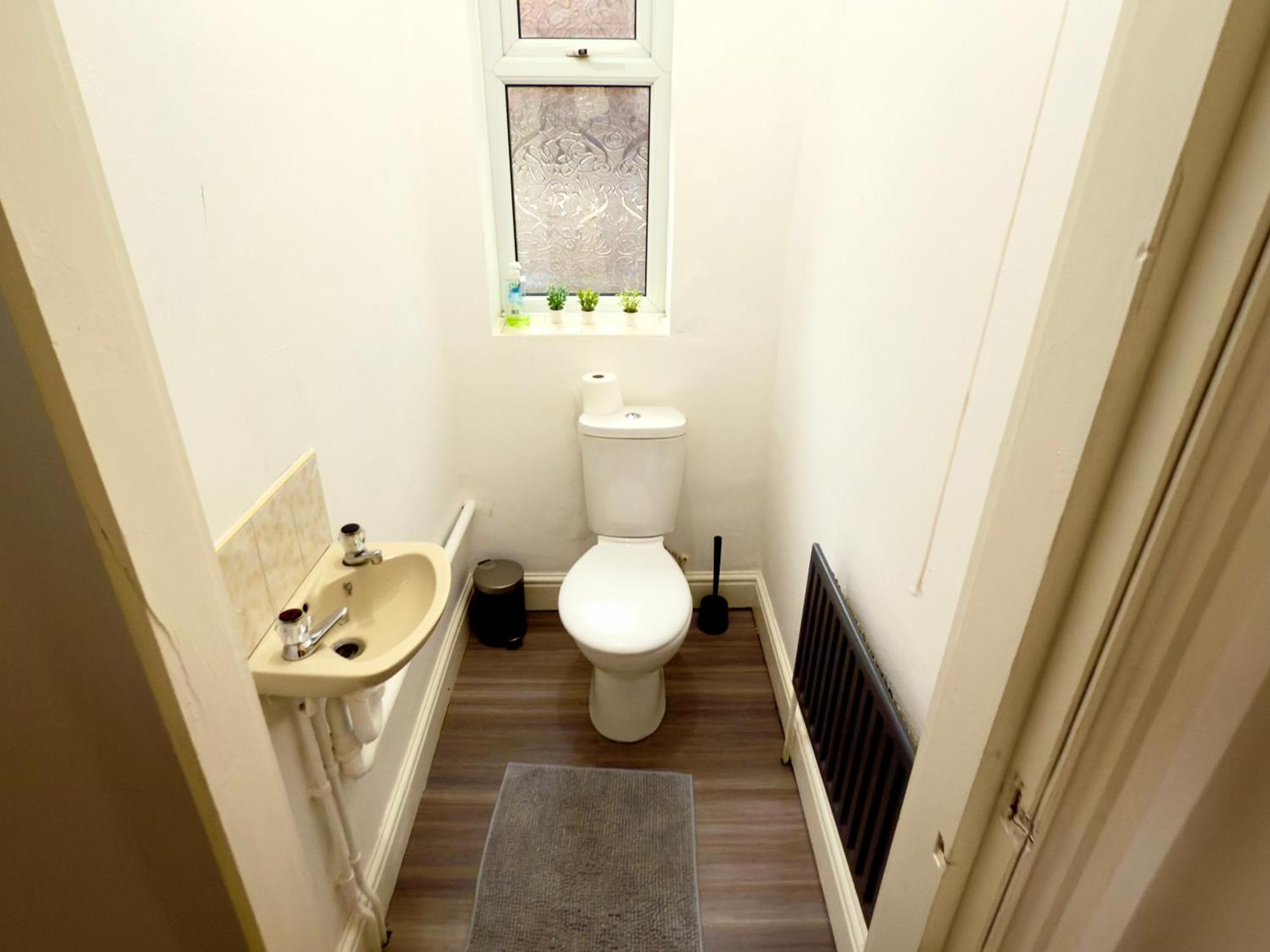 Brand New Lovely Flats By The Forest Tram Stop In Apartamento *