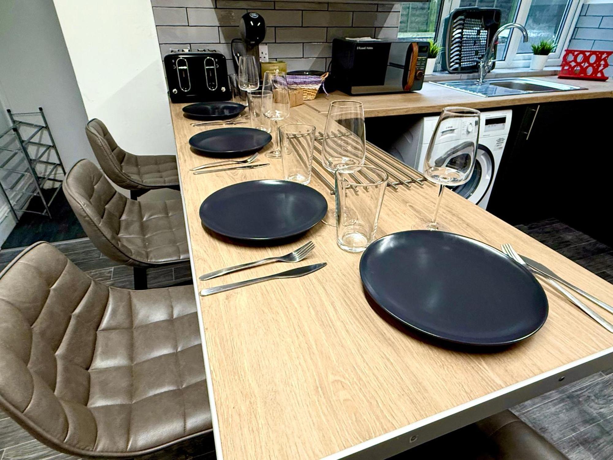 Apartamento Brand New Lovely Flats By The Forest Tram Stop In