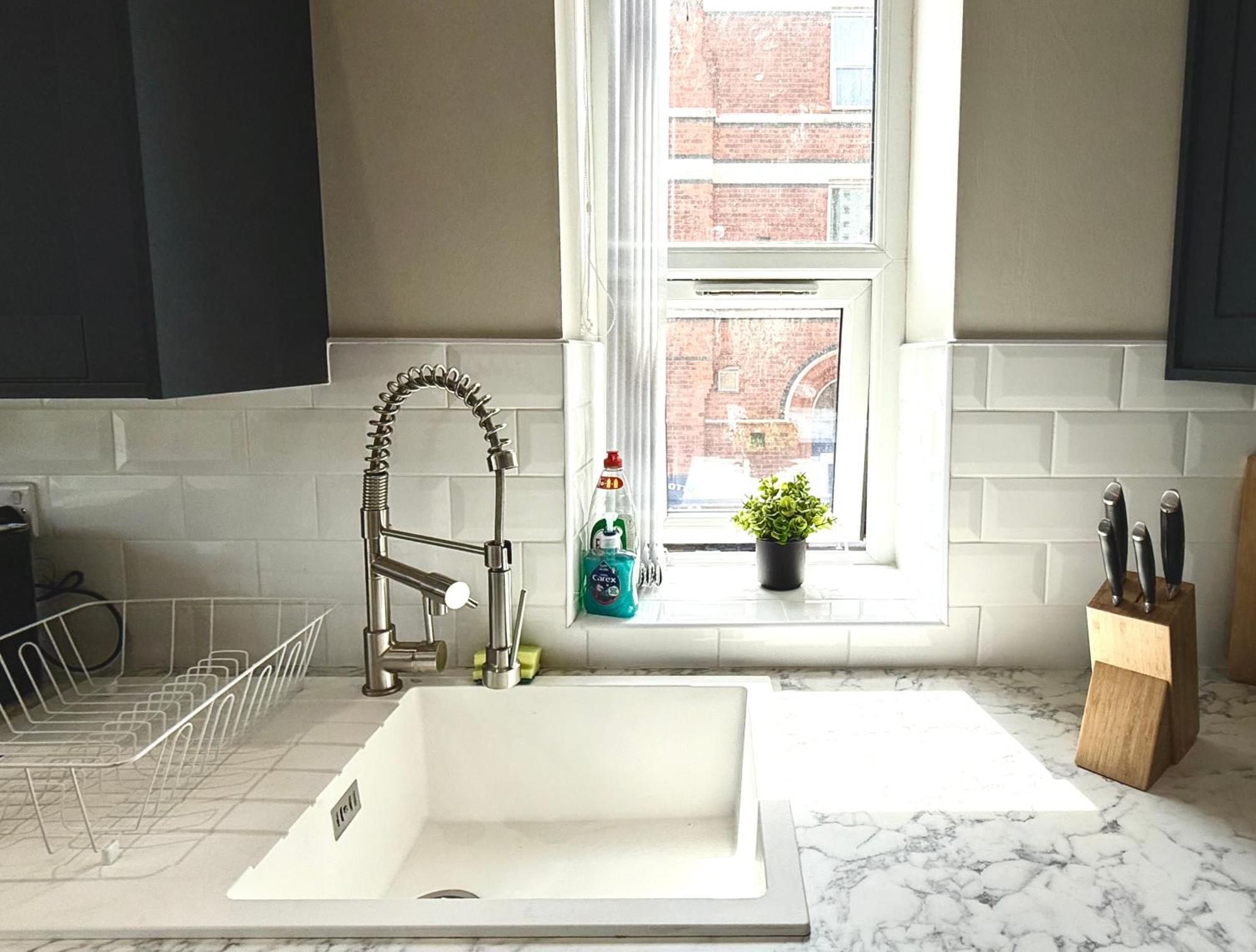 Apartamento Brand New Lovely Flats By The Forest Tram Stop In *