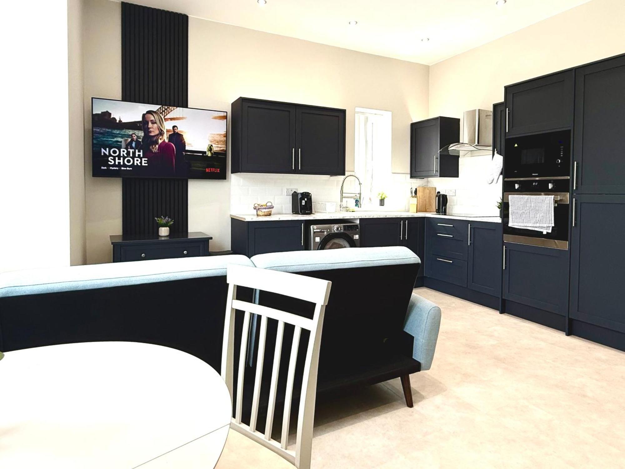 Brand New Lovely Flats By The Forest Tram Stop In