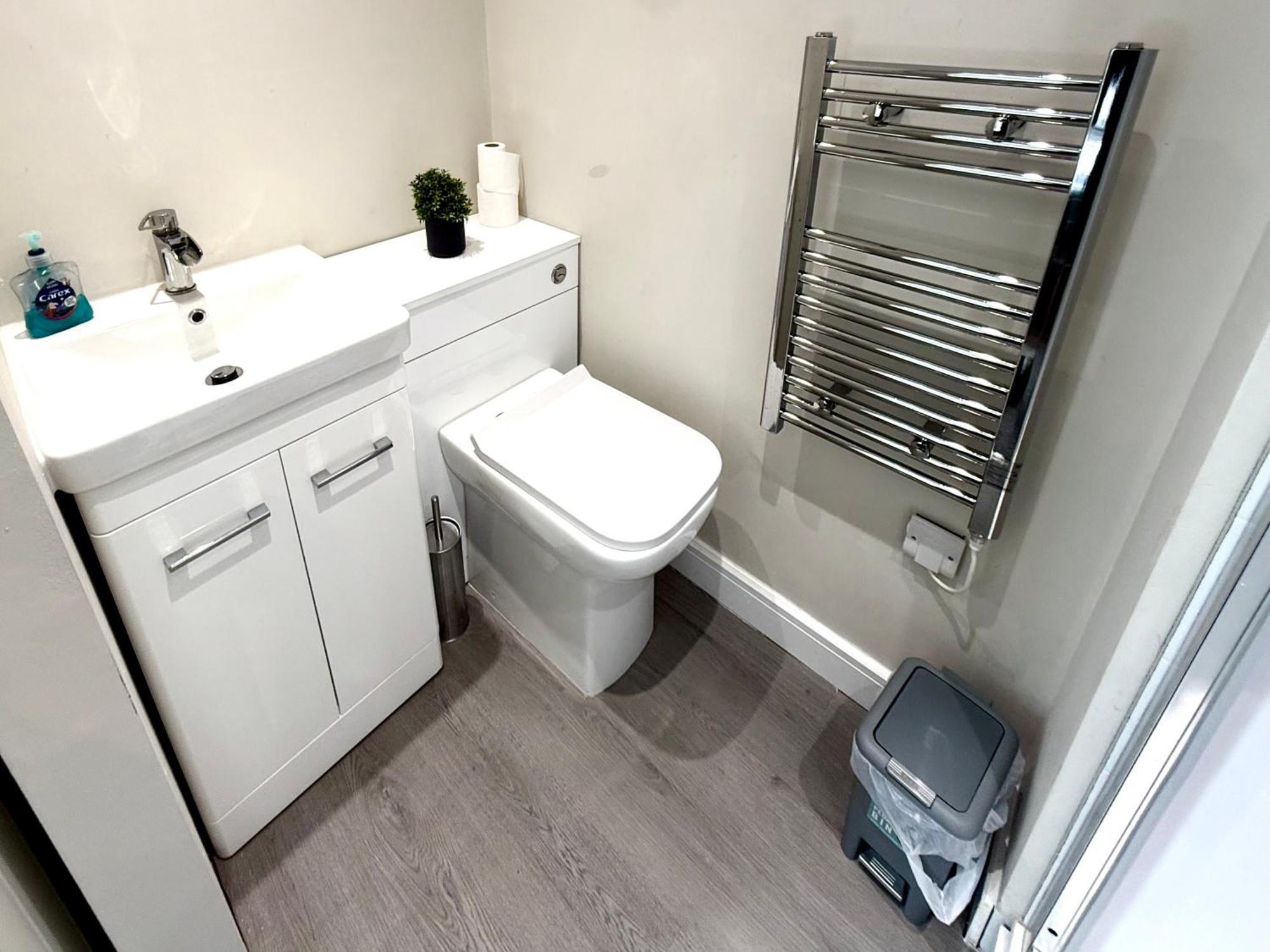 Brand New Lovely Flats By The Forest Tram Stop In Apartamento Nottingham