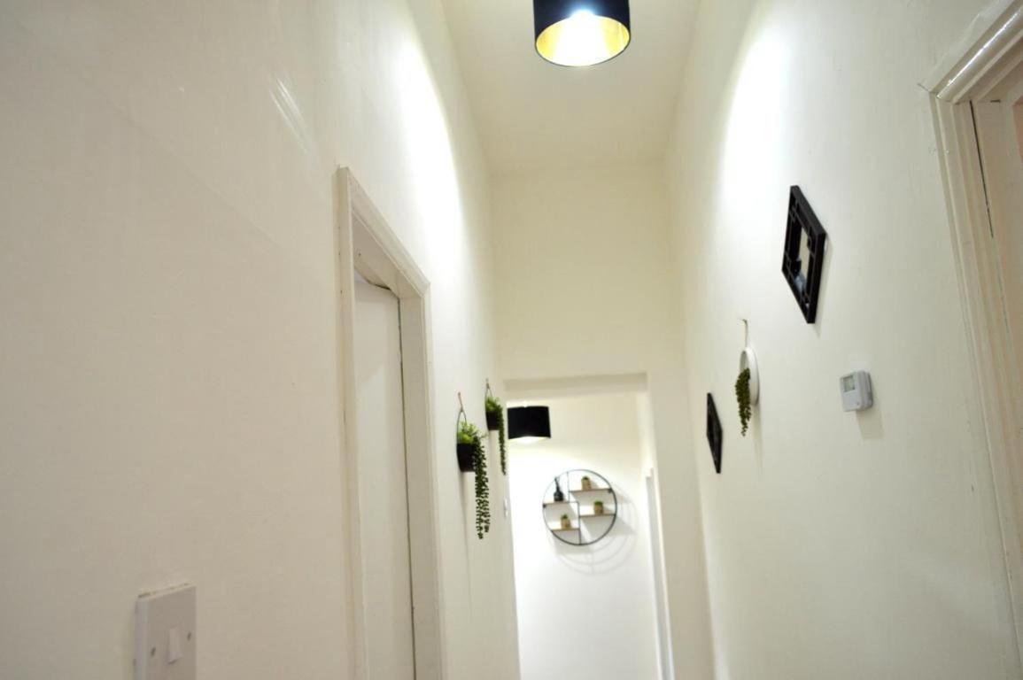 Brand New Lovely Flats By The Forest Tram Stop In